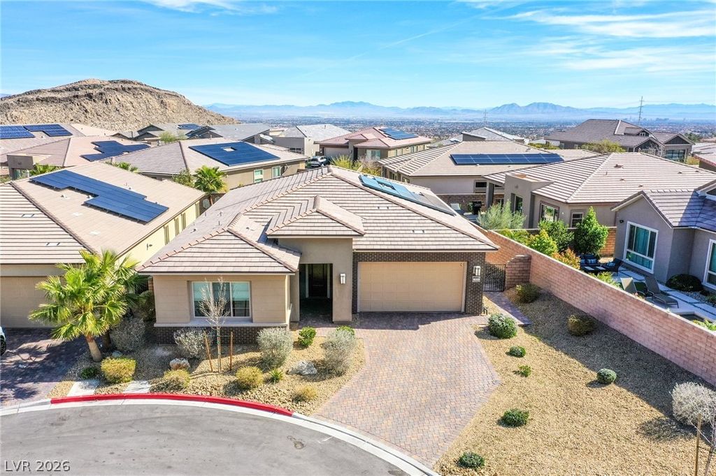 Photo of 3000 Fall Solstice Court, Las Vegas, NV 89138 (MLS # 2761995)