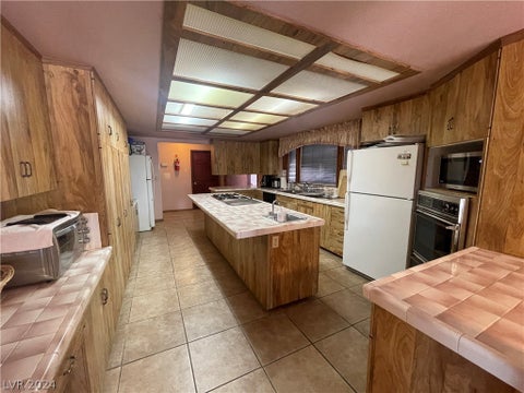 Tiny photo for 2625 Westwind Road, Las Vegas, NV 89146 (MLS # 2582851)