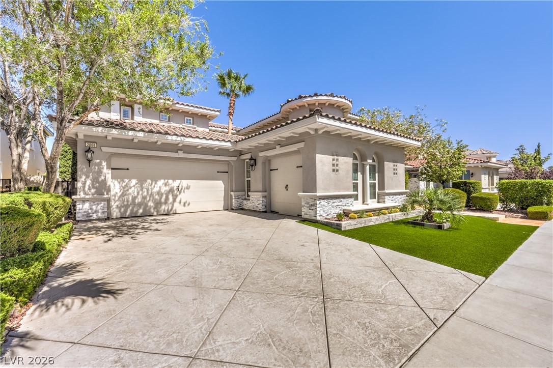 2068 Orchard Mist Street