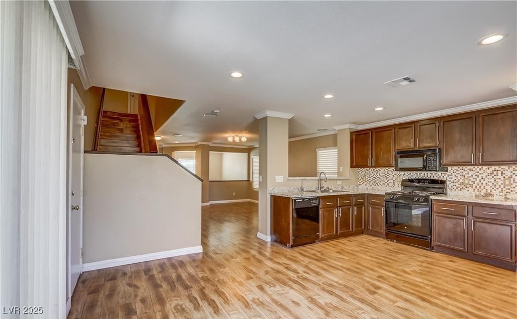 Las Vegas, Nevada 89148, United States, 3 Bedrooms Bedrooms, ,3 BathroomsBathrooms,Residential,Active,103506