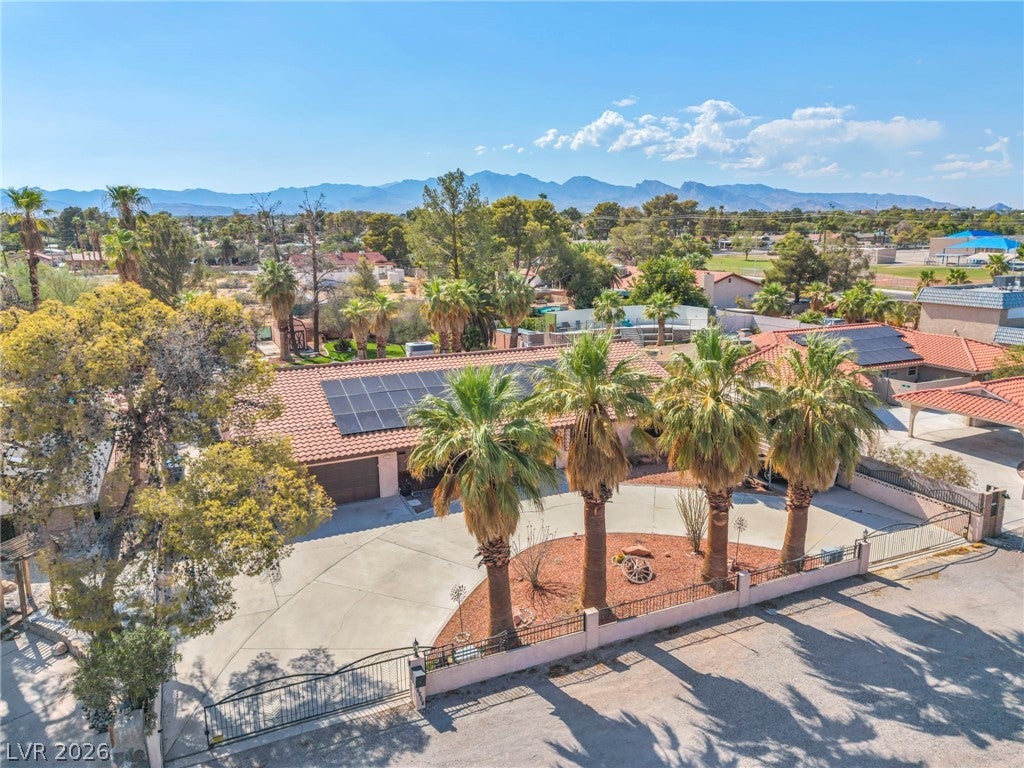 2935 S Torrey Pines Drive