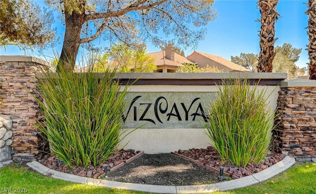 5074 S Rainbow Boulevard 206