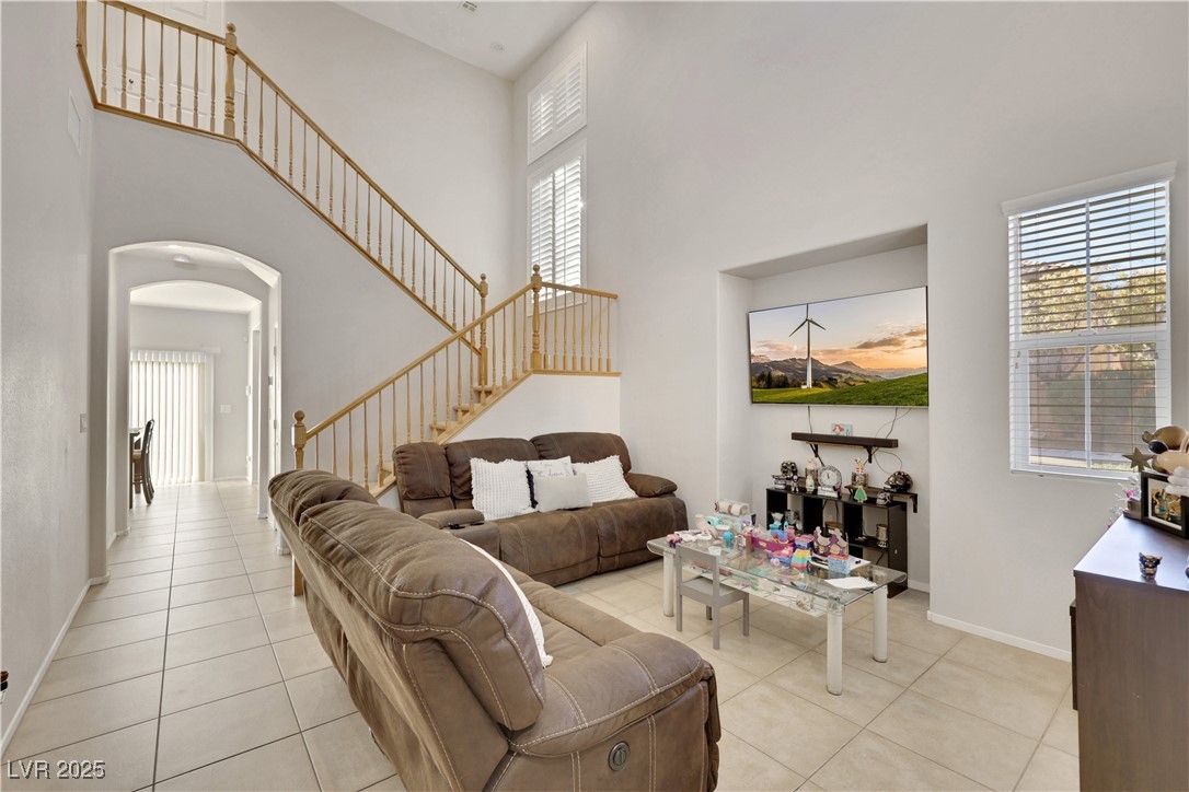 8697 Ancient Creek Avenue