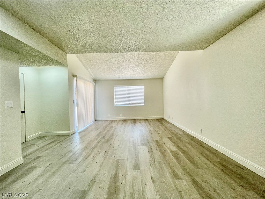 5187 Greene Lane