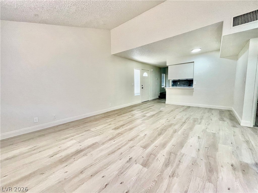 5187 Greene Lane