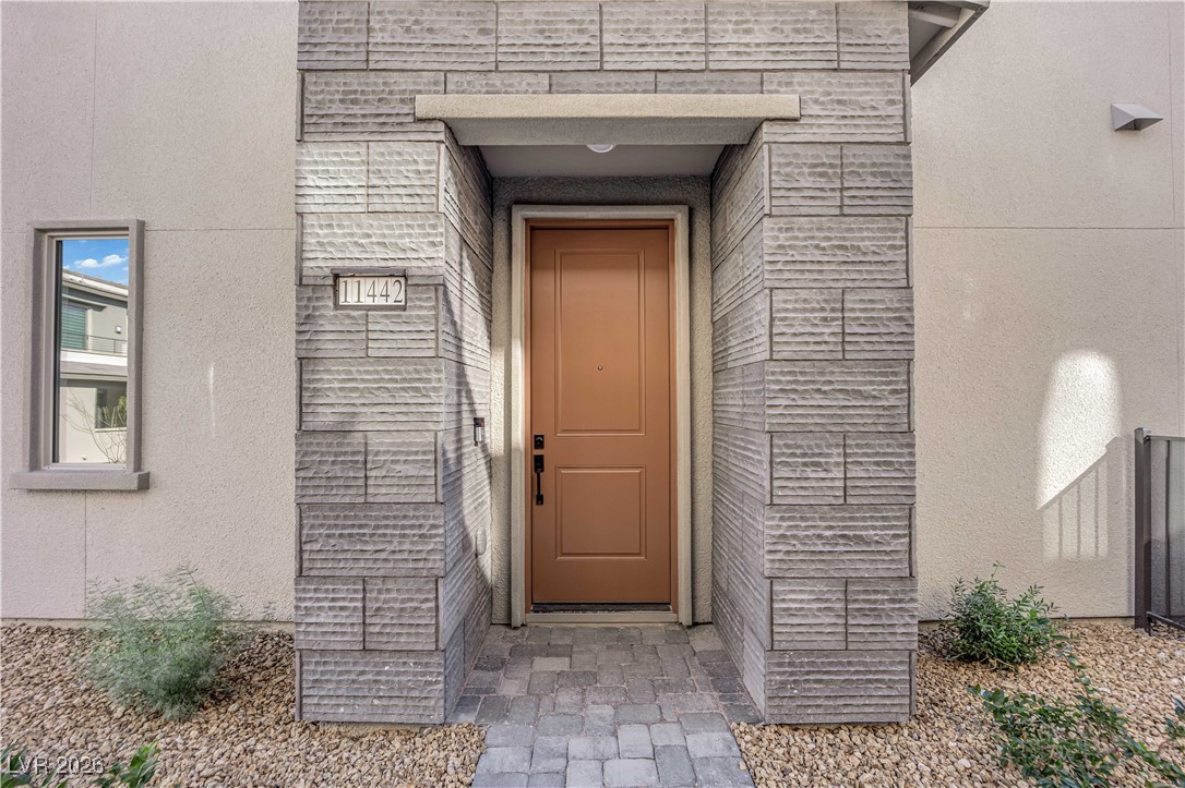 11442 Crimson Ledge Avenue