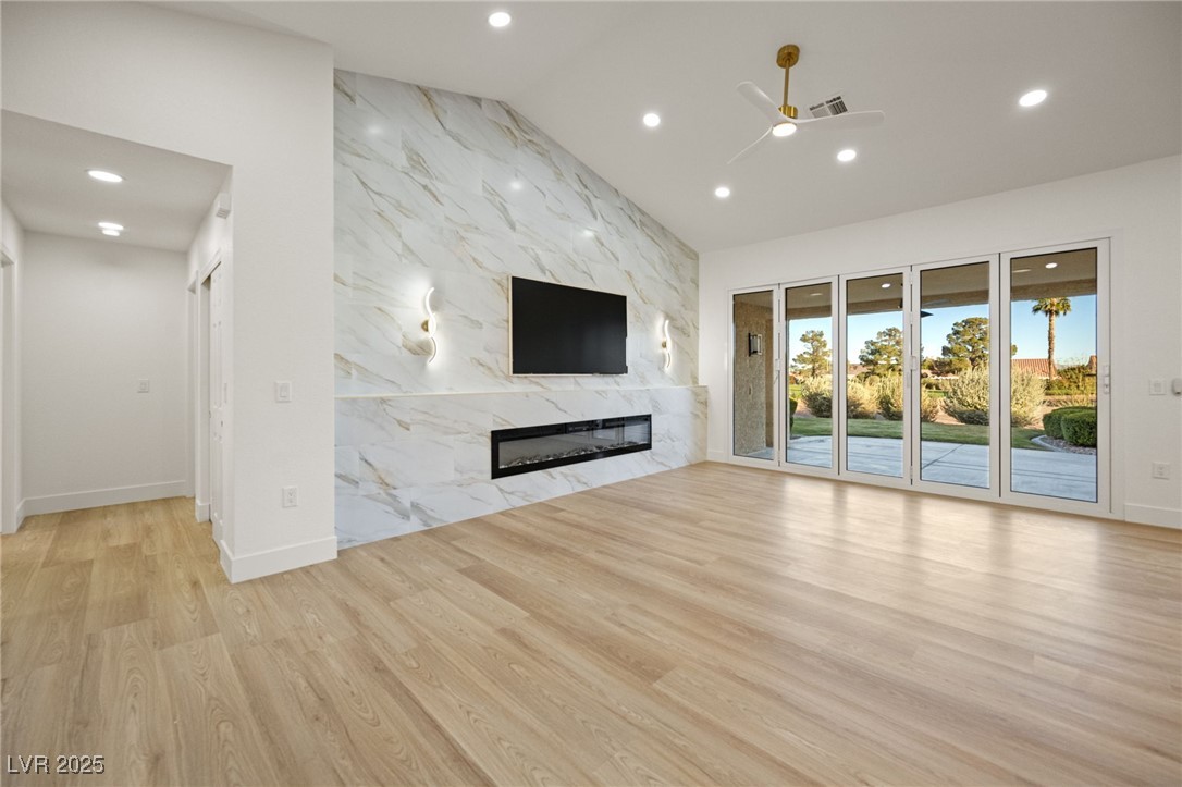 2808 Crown Ridge Drive