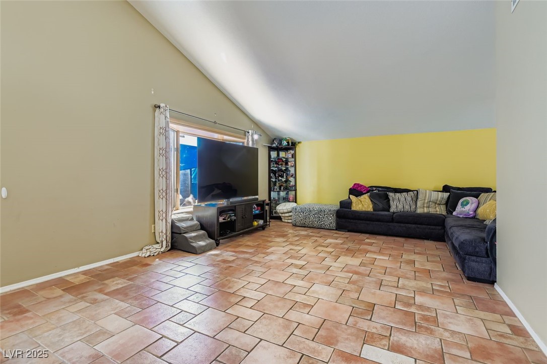 1920 Springview Drive