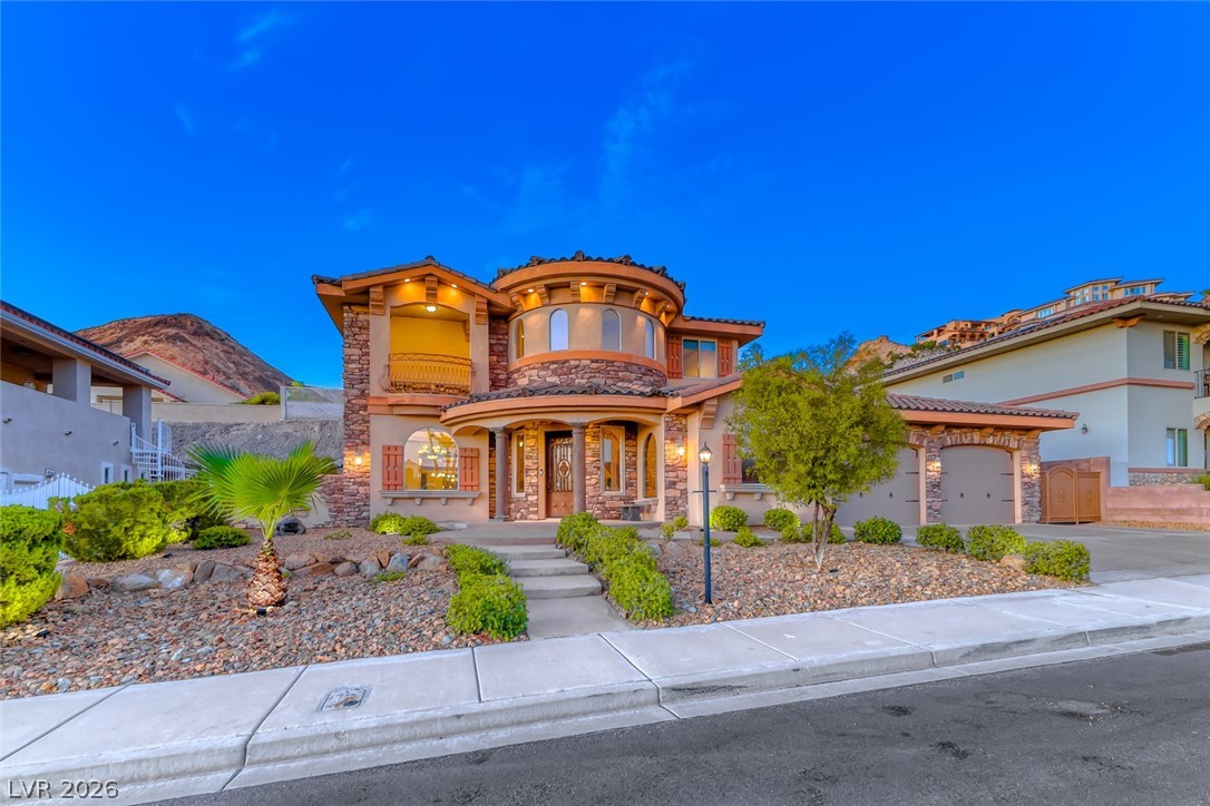 905 Rhyolite Terrace