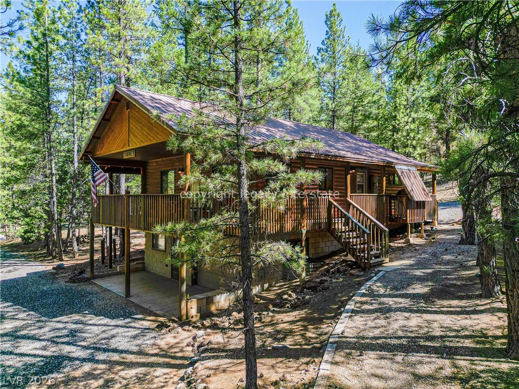 201 W Mammoth View Drive