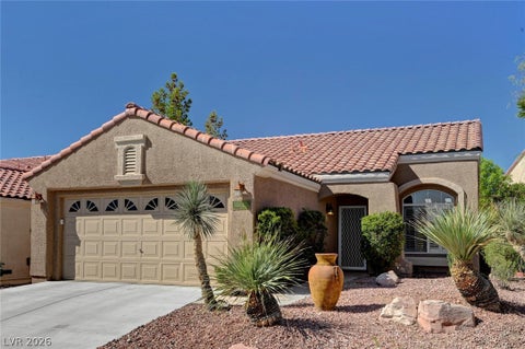 Homes For Sale - 7913 Pottery Creek Drive<br/> Las Vegas, NV 89128