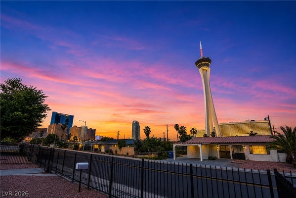 2101 SANTA PAULA DR, LAS VEGAS, NV 89104 - Image fc2bea965029965c777faa3bd344e8fa/2197107941