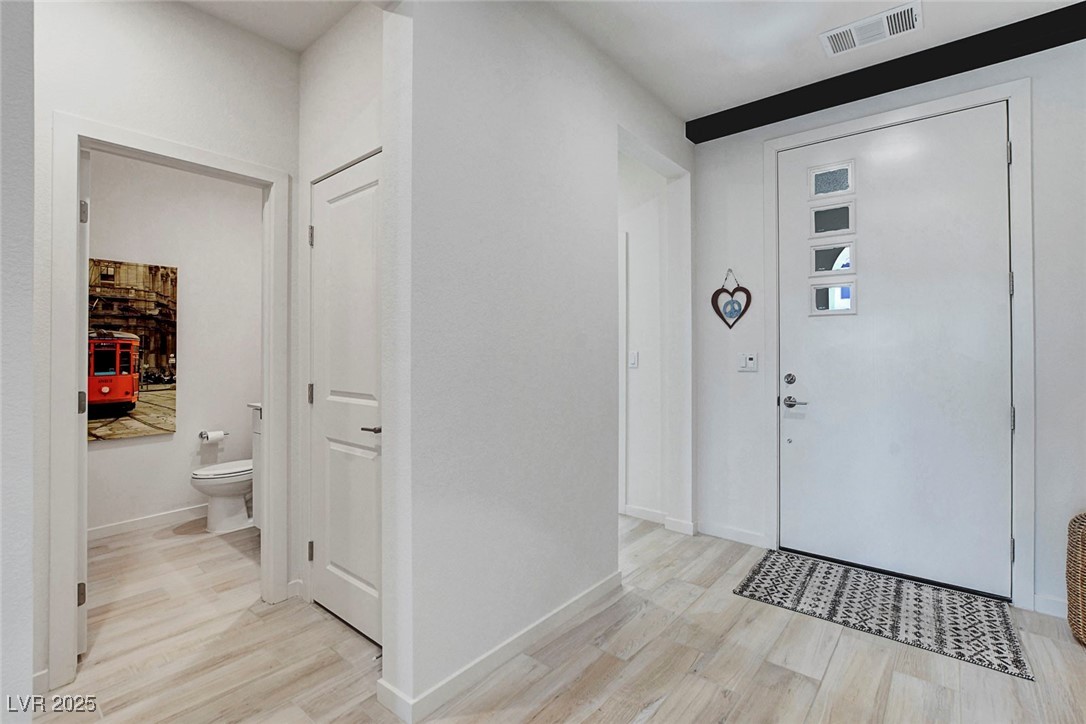 6830 Compass Street, North Las Vegas, Nevada image 48