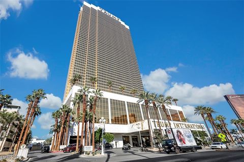 Photo of 2000 N Fashion Show Drive #2514, Las Vegas, NV 89109 (MLS # 2742948)