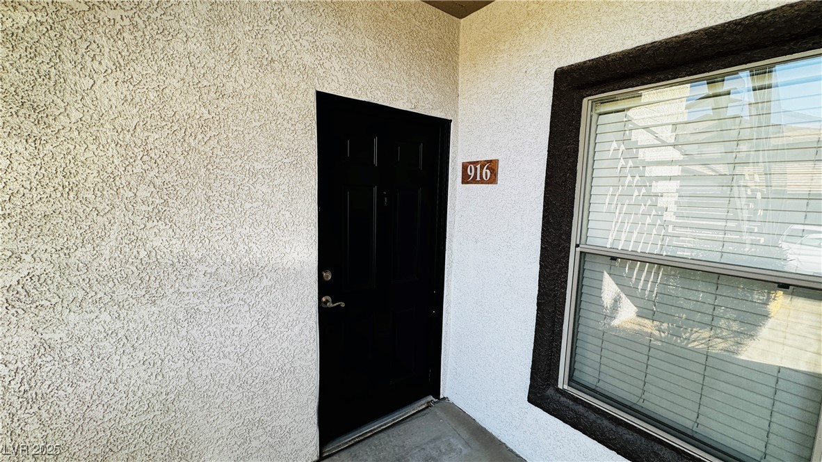 45 Maleena Mesa Street 916