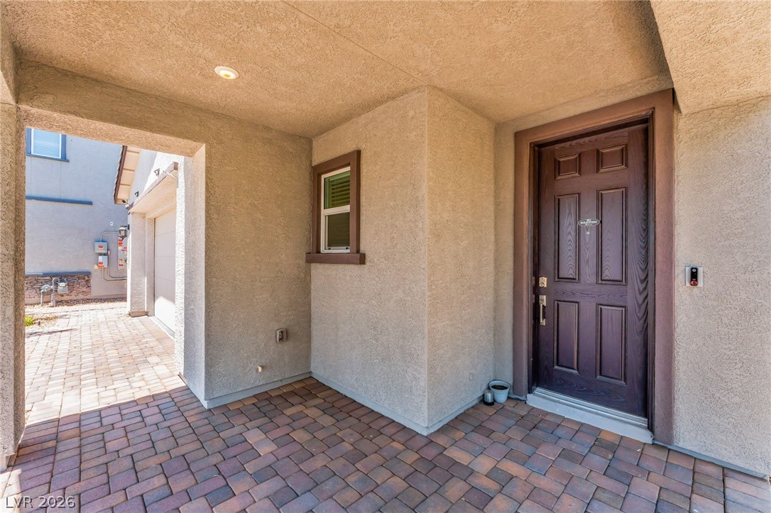 4420 Contour Bend Avenue