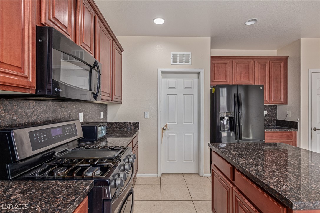 Properties 1 9221 Thunder Falls Court
