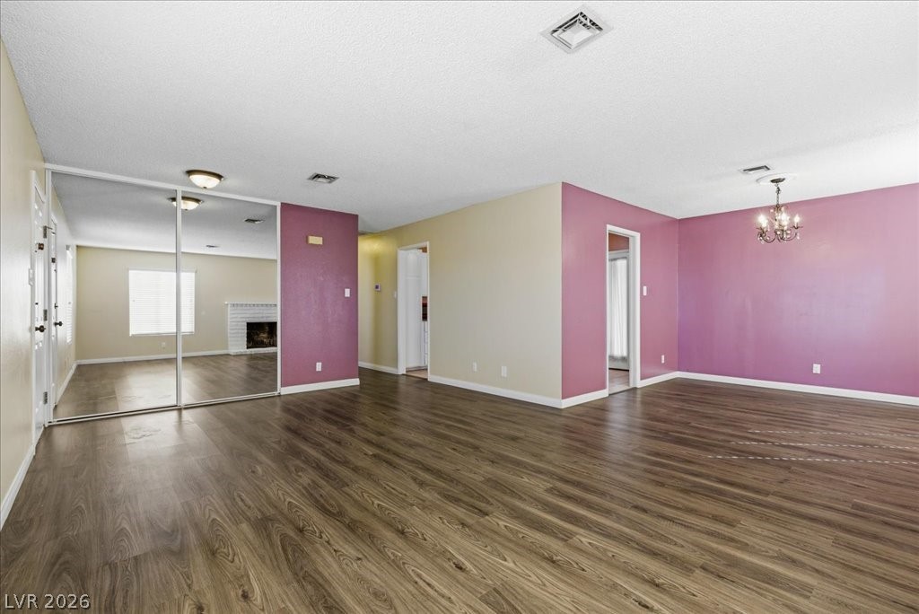 5260 N Lakewood Court