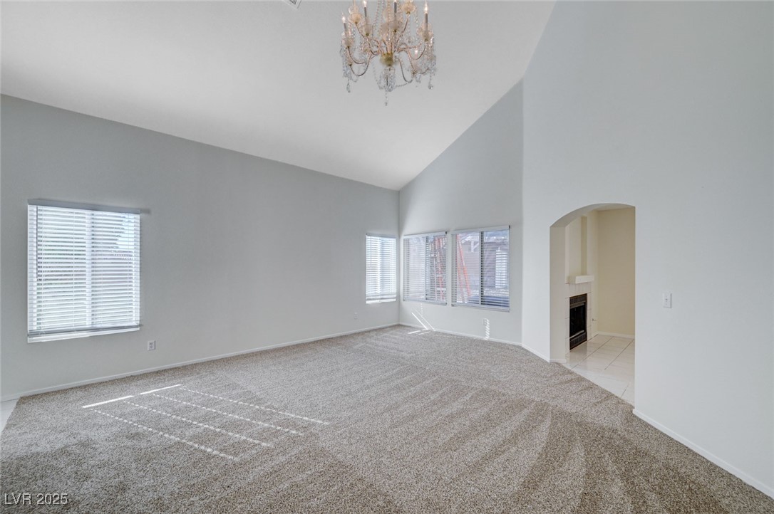 3213 Shallow Point Circle