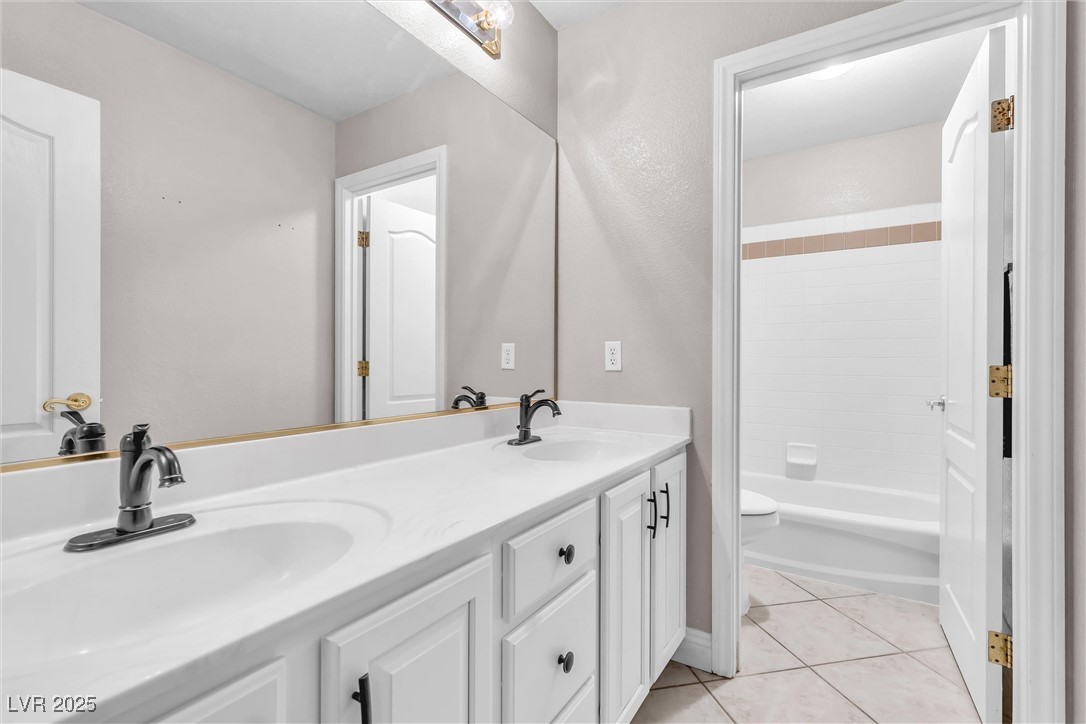 3088 Via Flaminia Court, Henderson, Nevada image 11