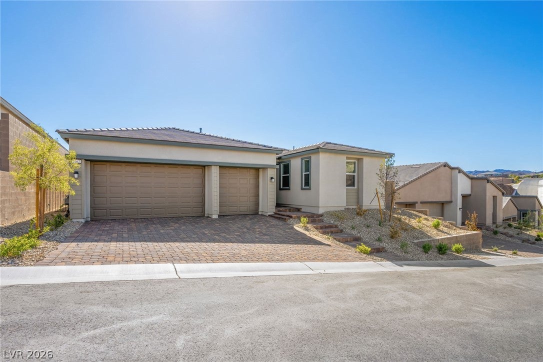 1662 Portofino Falls Place