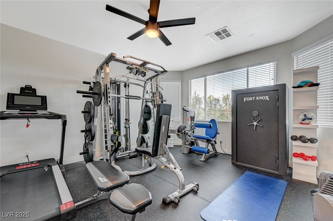 1494 Neyland Drive, Henderson, Nevada image 29