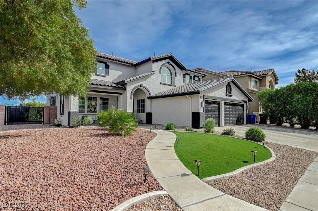 1494 Neyland Drive, Henderson, Nevada image 2