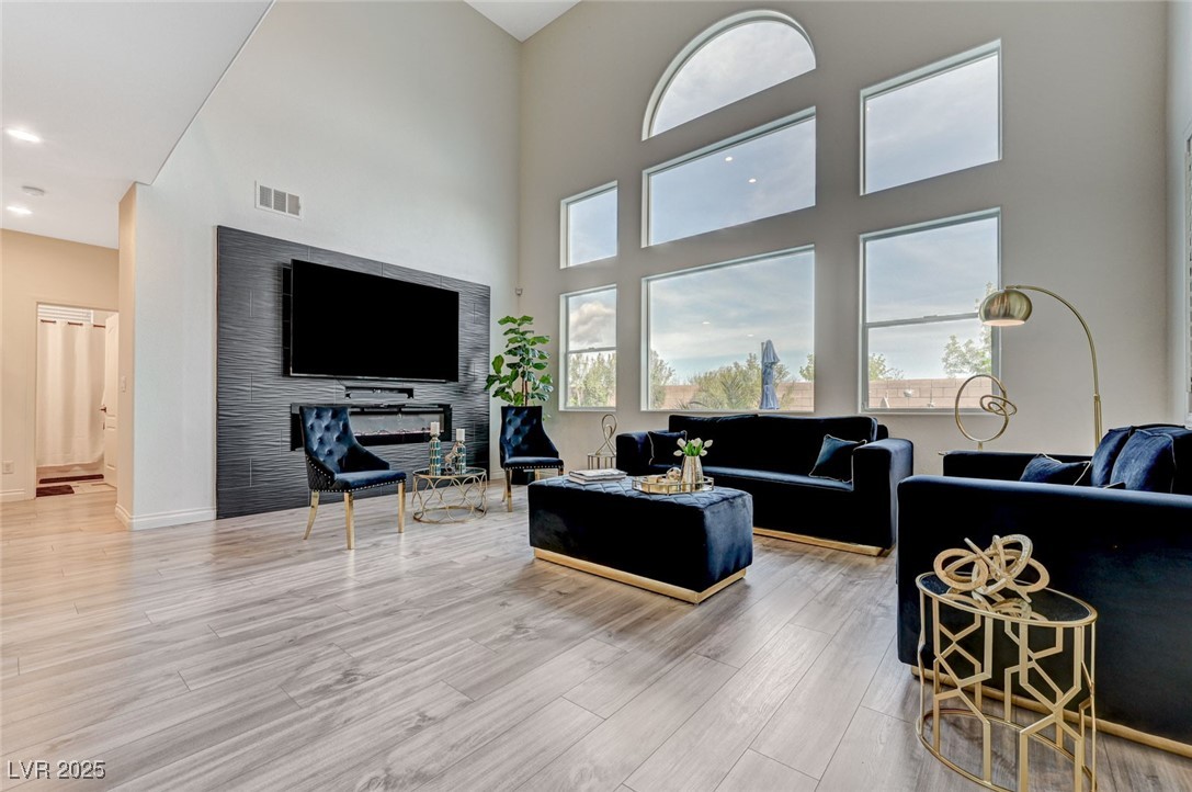 1494 Neyland Drive, Henderson, Nevada image 14