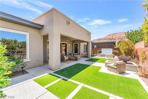 Homes For Sale - 9988 Regency Square Avenue<br/> Las Vegas, NV 89148
