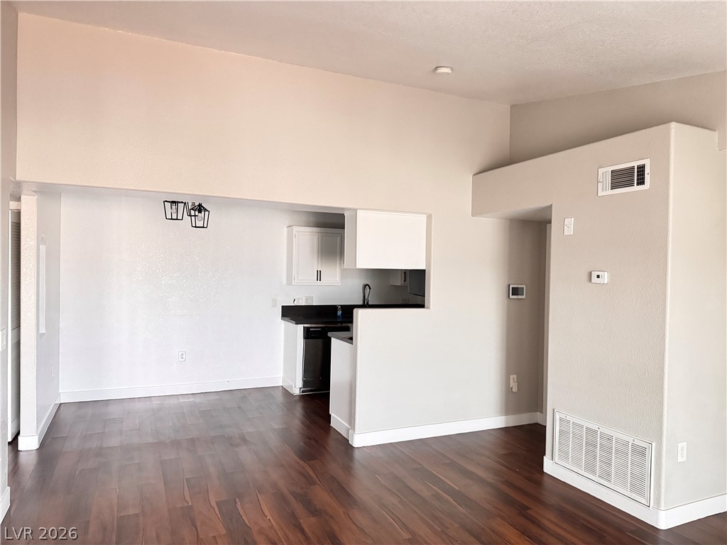3318 N Decatur Boulevard 2107