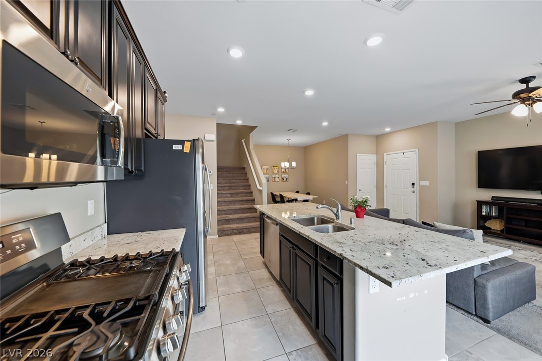 4466 Shimmering Skies Street 1035