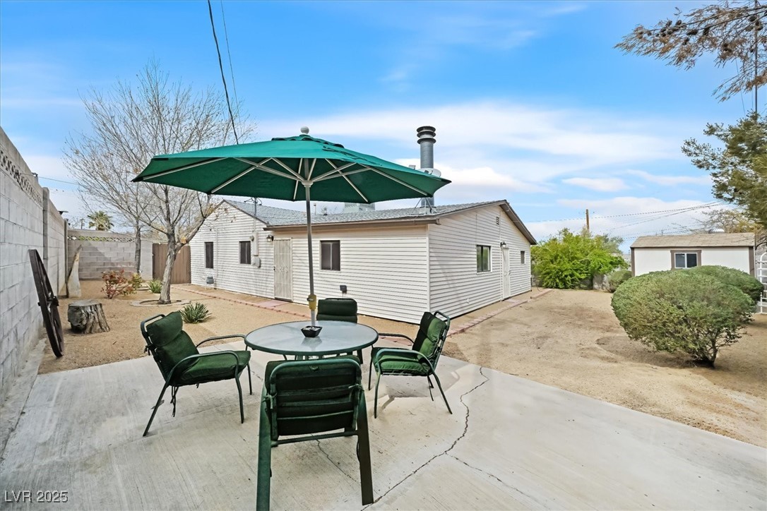 Henderson, Nevada 89015, United States, 3 Bedrooms Bedrooms, ,2 BathroomsBathrooms,Residential,Active,91103