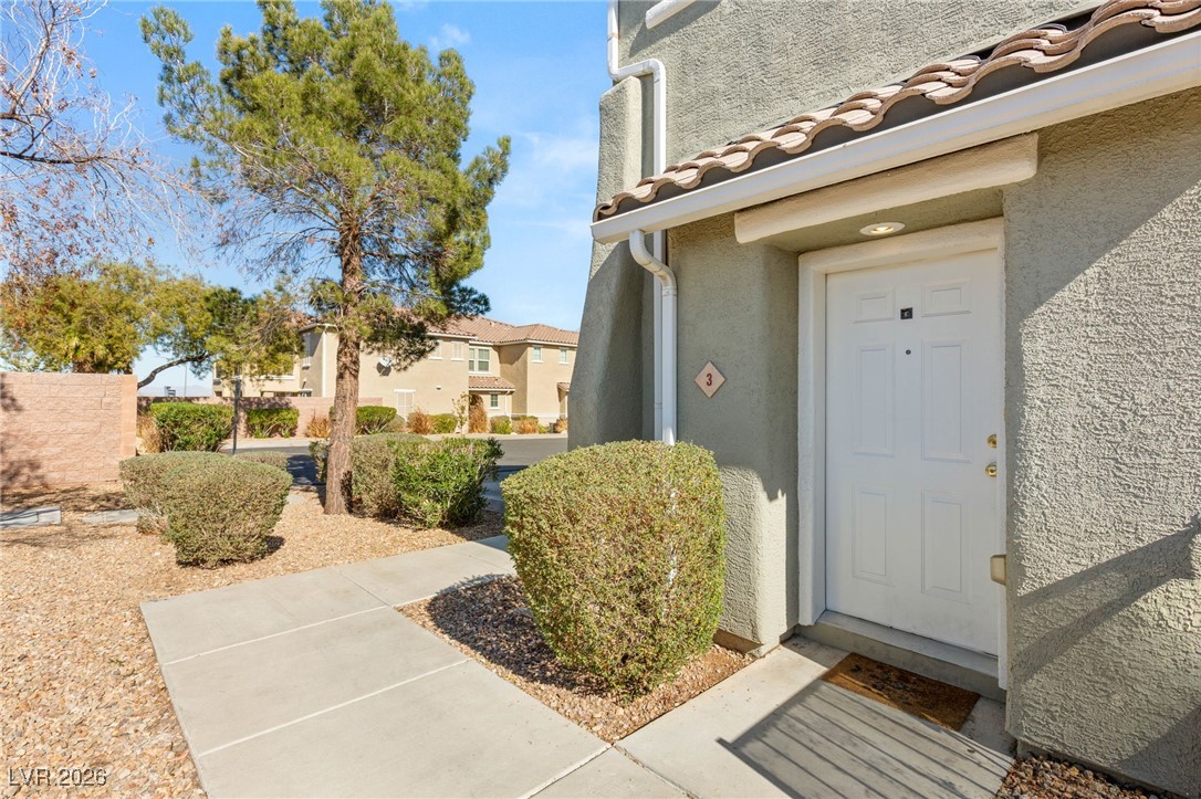 1371 Grass Creek Avenue 3