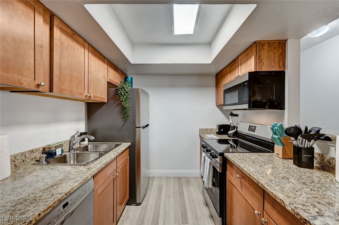 4200 S Valley View Boulevard 2097