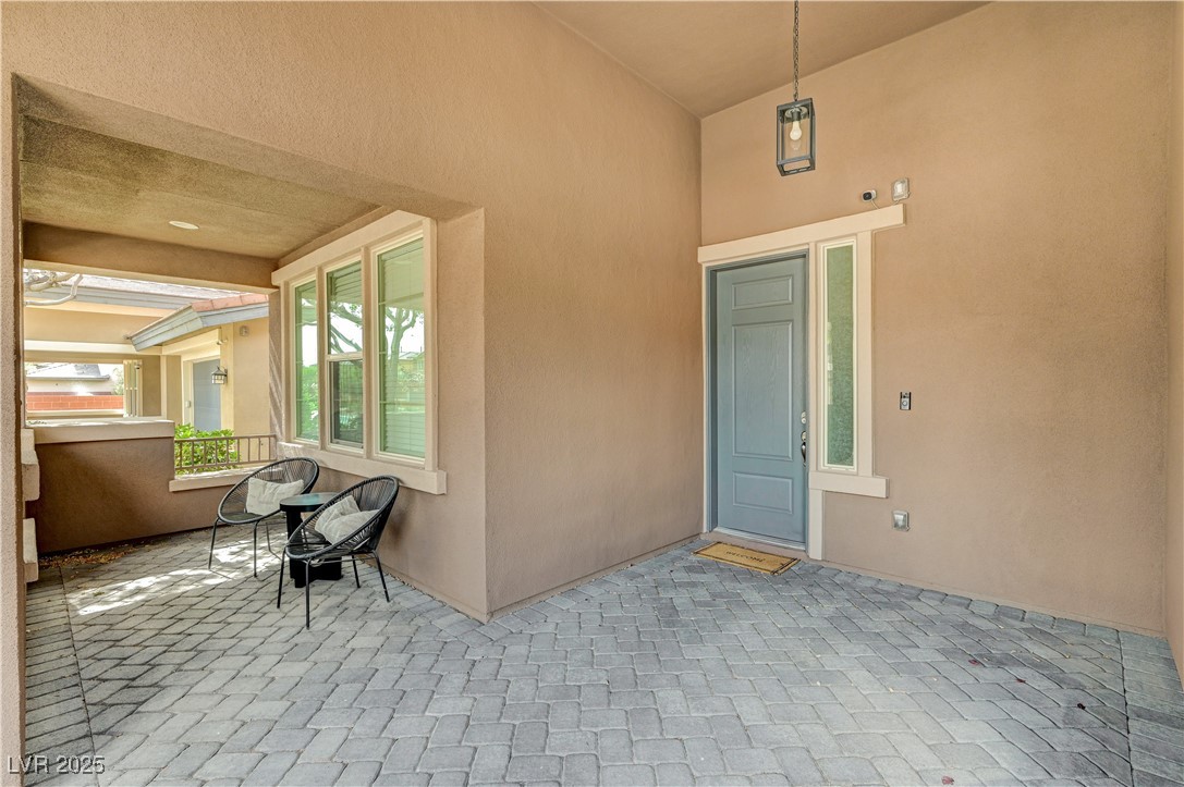5671 Mesa Mountain Drive