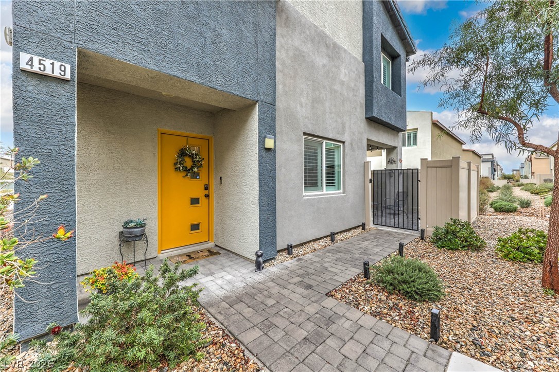 4519 Sapphire Moon Avenue