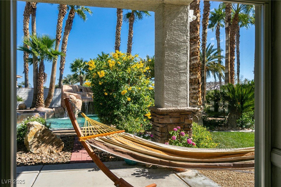 4514 Blue Mesa Way