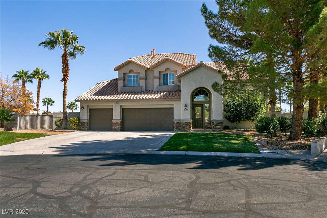 4514 Blue Mesa Way