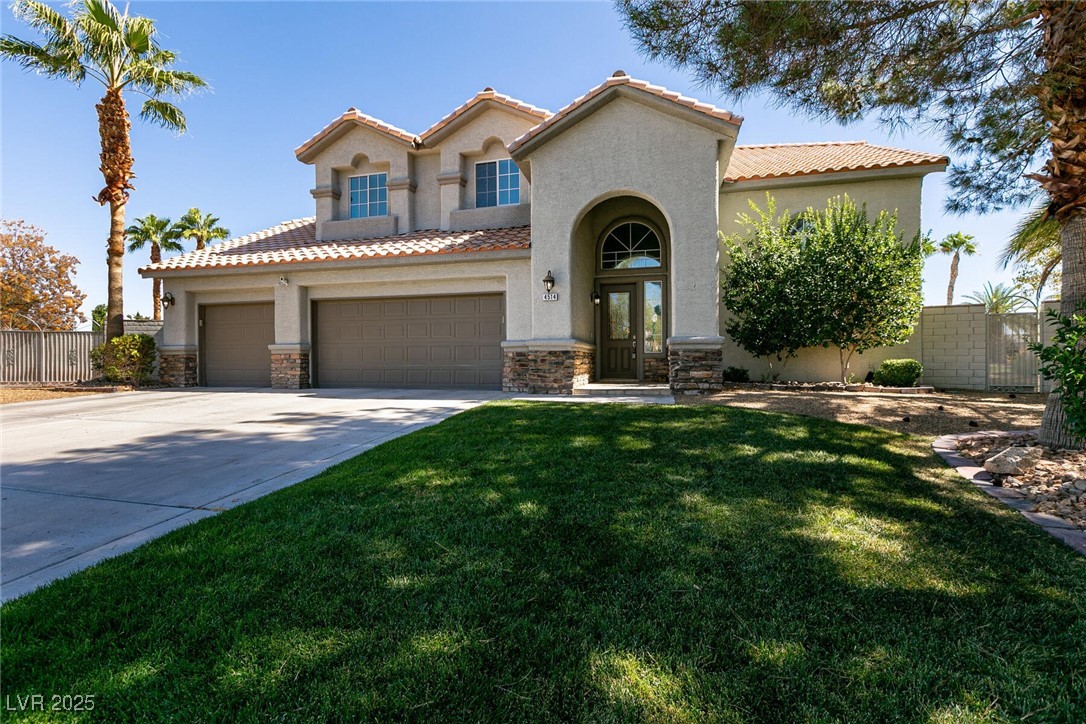 4514 Blue Mesa Way