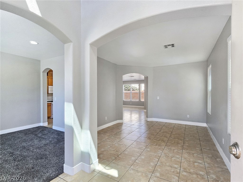 904 High Altitude Avenue