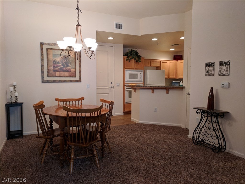 39 E AGATE Avenue 206