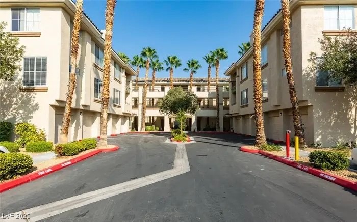 7143 S Durango Drive 104