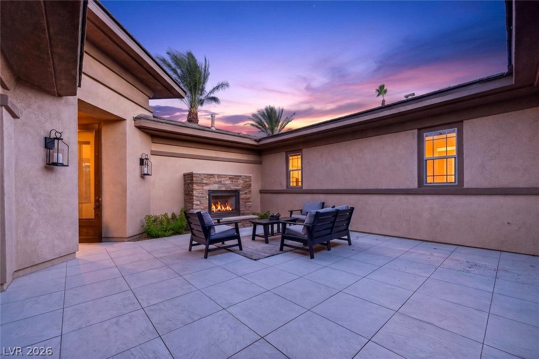 2707 Turtle Head Peak Drive