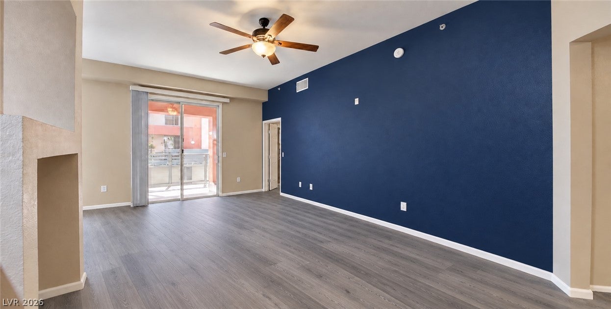 27 E Agate Avenue 202