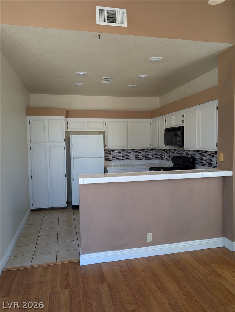 5155 W. Tropicana Avenue 2009
