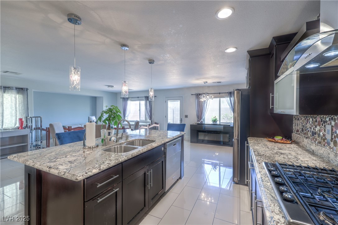 Las Vegas, Nevada 89148, United States, 3 Bedrooms Bedrooms, ,3 BathroomsBathrooms,Residential,Active,158498