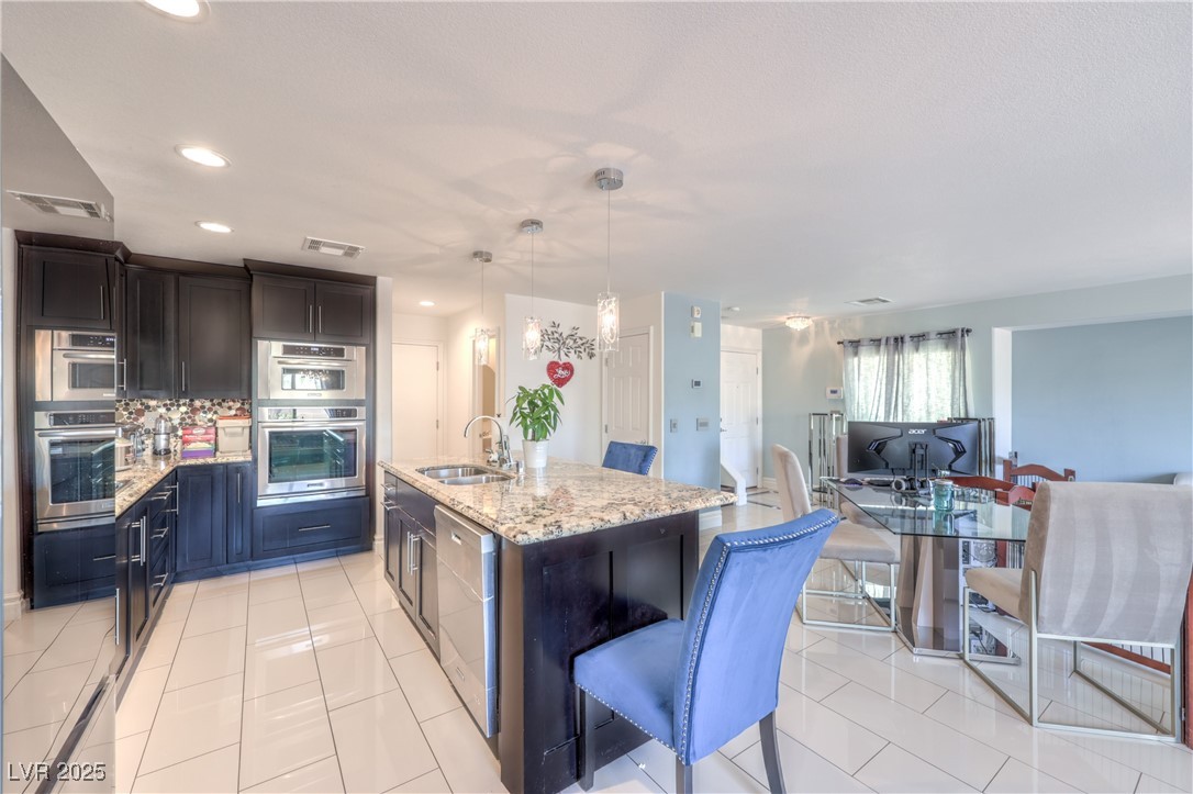 Las Vegas, Nevada 89148, United States, 3 Bedrooms Bedrooms, ,3 BathroomsBathrooms,Residential,Active,158498