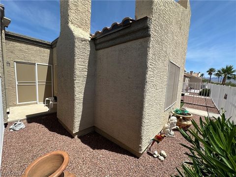 Condominium in Laughlin NV 2235 High Dunes Lane 4.jpg