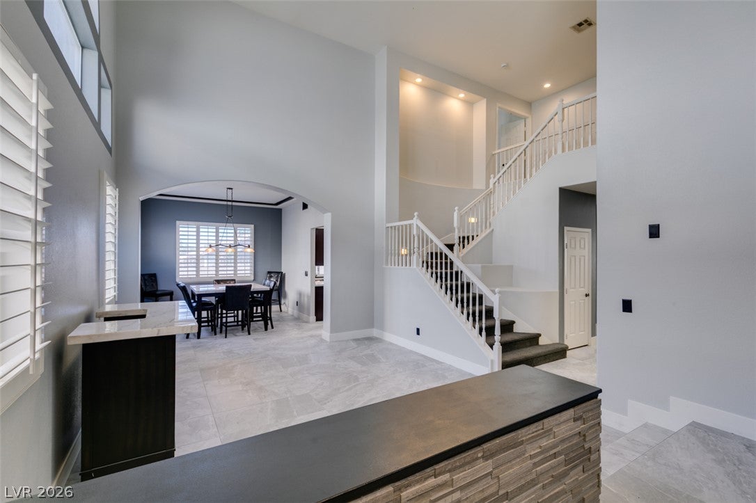 2000 Cedarcrest Court