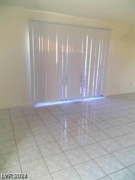 3435 Villa Knolls South Drive